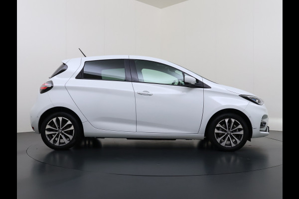 Renault ZOE 52kWh SOH 90% Eigen Accu Warmtepomp Navi Camera Stoel+Stuurverwarming Apple Carplay/Android Auto Bluetooth Ecc Pdc R135 Intens Cruise Control Led Lmv Isofix Lane Assist Regen+Lichtsensor Keyless Origineel Nederlandse Auto
