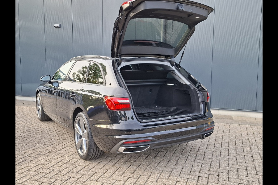 Audi A4 Avant 35 TFSI * AUTOMAAT * Black Pakket * Navigatiesysteem * Stoelverwarming * 56.000KM! * ZEER Netjes! *