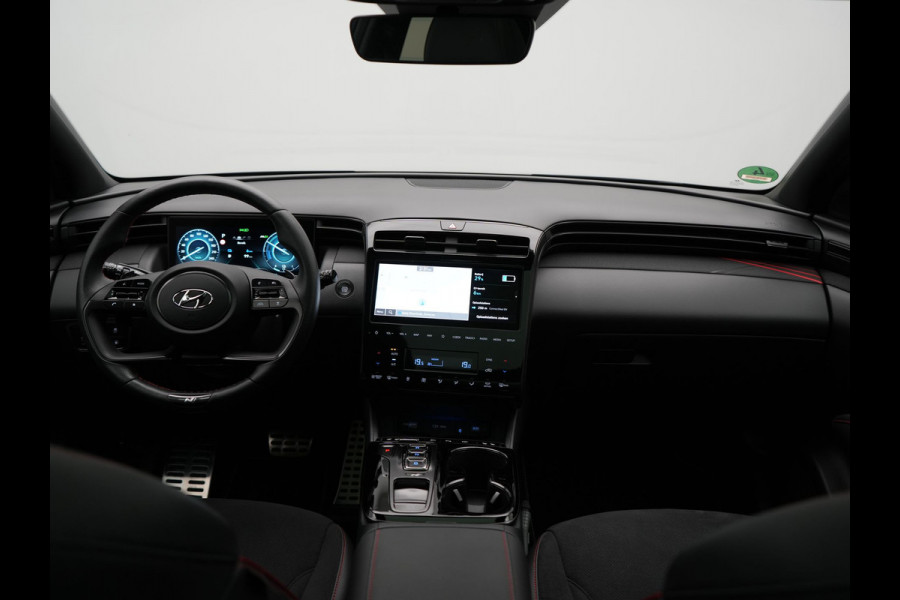 Hyundai Tucson 1.6 T-GDI PHEV N Line Sky 4WD 265pk Dealer O.H. | Panodak | Adaptive Cruise | 360 Camera | Krell Audio | Alcantara Sportstoelen Ventilatie & Verwarmd | Keyless | BLIS | Stuur Verwarmd | Apple Carplay | Navigatie | DAB | Plug In Hybrid |