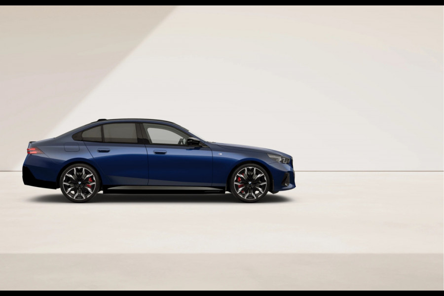 BMW i5 M60 xDrive - M-Sport Pro - Pano - Bowers & Wilkins - Stoelventilatie - ACC