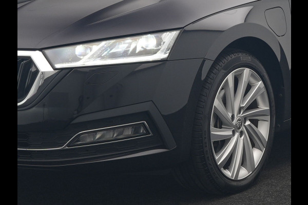 Škoda Octavia Combi 1.4 TSI iV PHEV Business Edition 204pk Dealer O.H. | Panodak | Adaptive Cruise | Voorstoelen Verwarmd | Crystal LED | Keyless | Apple Carplay | Sfeerverlichting | Navigatie | DAB | Plug In Hybrid |
