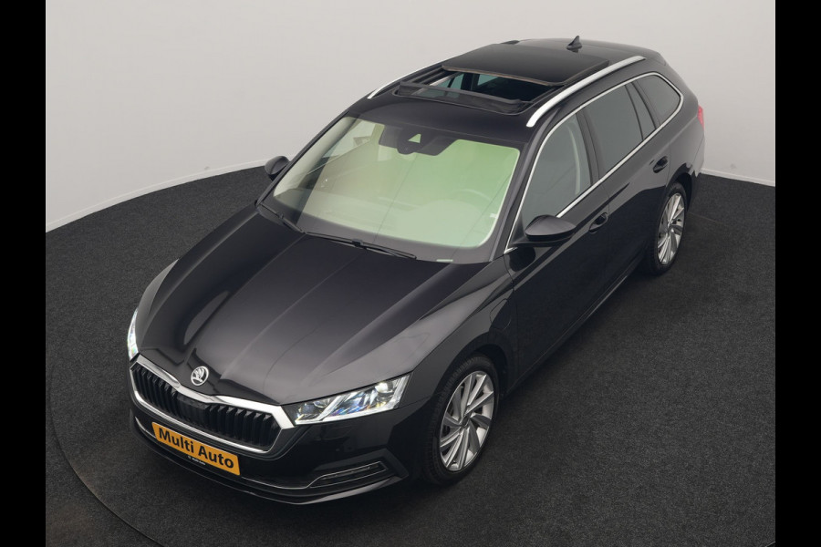Škoda Octavia Combi 1.4 TSI iV PHEV Business Edition 204pk Dealer O.H. | Panodak | Adaptive Cruise | Voorstoelen Verwarmd | Crystal LED | Keyless | Apple Carplay | Sfeerverlichting | Navigatie | DAB | Plug In Hybrid |