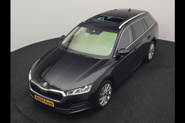 Škoda Octavia Combi 1.4 TSI iV PHEV Business Edition 204pk Dealer O.H. | Panodak | Adaptive Cruise | Voorstoelen Verwarmd | Crystal LED | Keyless | Apple Carplay | Sfeerverlichting | Navigatie | DAB | Plug In Hybrid |