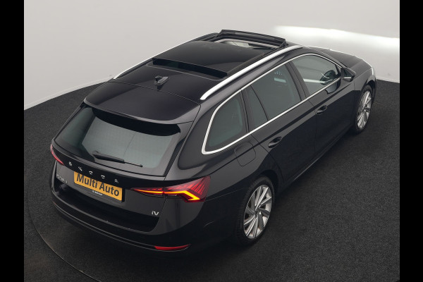 Škoda Octavia Combi 1.4 TSI iV PHEV Business Edition 204pk Dealer O.H. | Panodak | Adaptive Cruise | Voorstoelen Verwarmd | Crystal LED | Keyless | Apple Carplay | Sfeerverlichting | Navigatie | DAB | Plug In Hybrid |