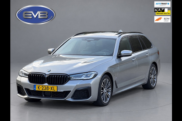 BMW 5 Serie Touring 530e M sport PLUS, panoramadak, electr trekhaak, lazer, VOL OPTIES! 1 e eigenaar, Origineel NL auto met nap