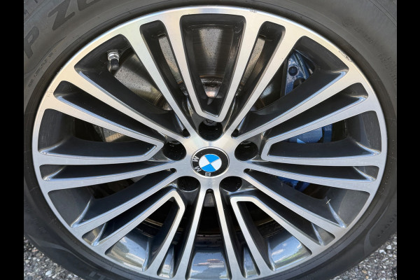 BMW 5 Serie Touring 530e M sport PLUS, panoramadak, electr trekhaak, lazer, VOL OPTIES! 1 e eigenaar, Origineel NL auto met nap