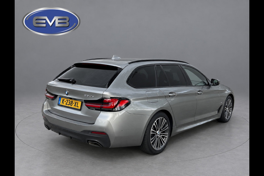 BMW 5 Serie Touring 530e M sport PLUS, panoramadak, electr trekhaak, lazer, VOL OPTIES! 1 e eigenaar, Origineel NL auto met nap