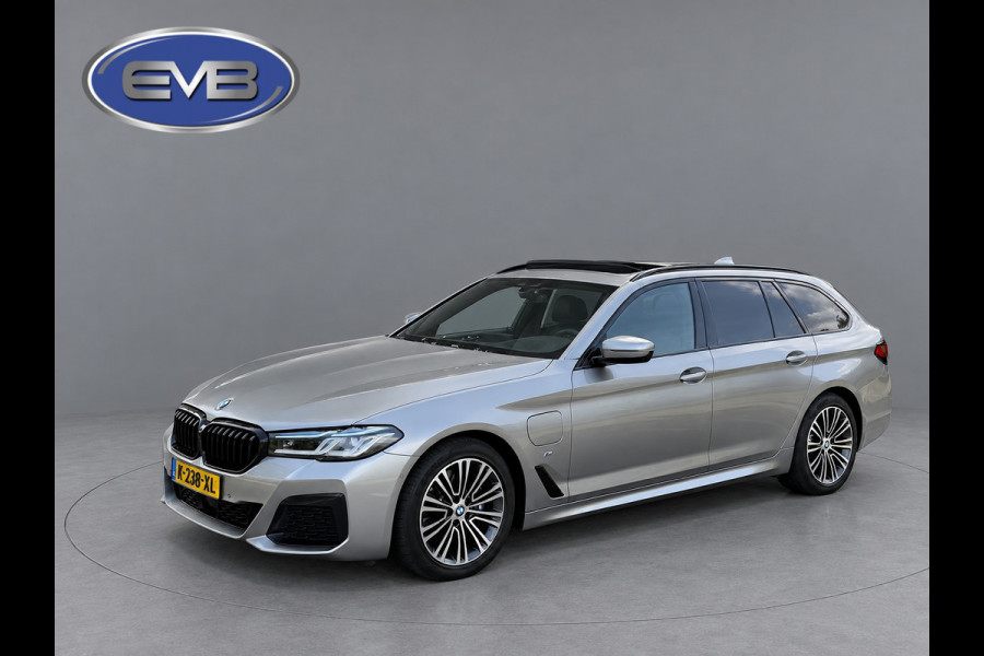 BMW 5 Serie Touring 530e M sport PLUS, panoramadak, electr trekhaak, lazer, VOL OPTIES! 1 e eigenaar, Origineel NL auto met nap