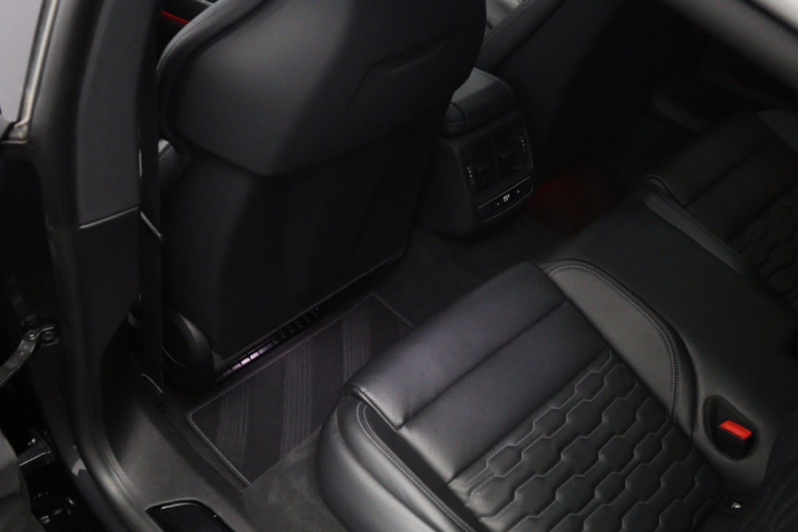 Audi e-tron GT RS 93 kWh 646 PK, SOH 92 %, 4-Wielsturing, Carbon-Pakket, Panoramadak, Luchtvering, Stoelventilatie