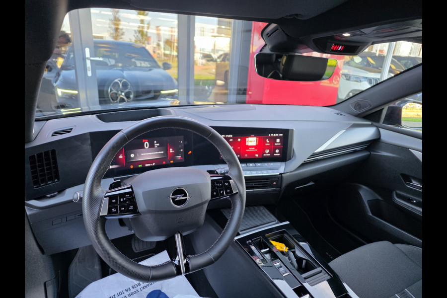 Opel Astra 1.2 Turbo GS | Technologie-pakket | achteruitrij assistent, dodehoekdetectie, draadloze telefoonlader, head-up display, matrix l