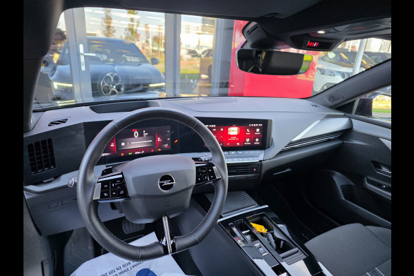 Opel Astra 1.2 Turbo GS | Technologie-pakket | achteruitrij assistent, dodehoekdetectie, draadloze telefoonlader, head-up display, matrix l