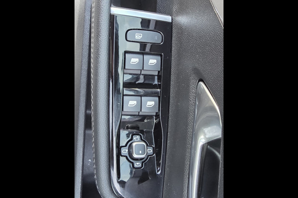 Opel Astra 1.2 Turbo GS | Technologie-pakket | achteruitrij assistent, dodehoekdetectie, draadloze telefoonlader, head-up display, matrix l