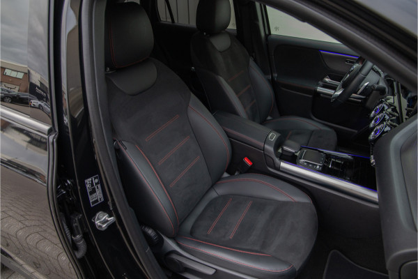 Mercedes-Benz EQA 250 AMG Nightpakket, Widescreen, Trekhaak, Camera 2023