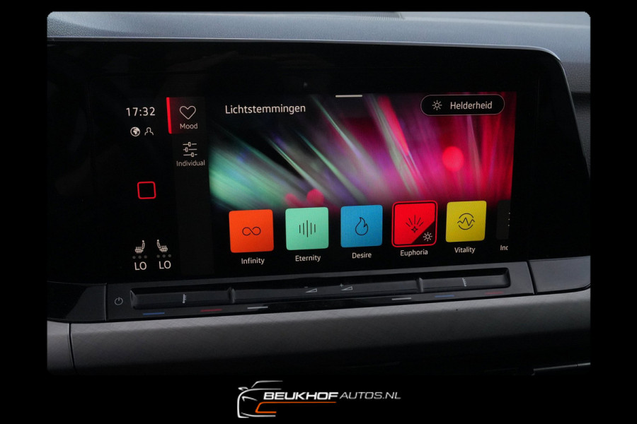 Volkswagen Golf 2.0 TDI Golf Camera Carplay Navi Virtual Pdc