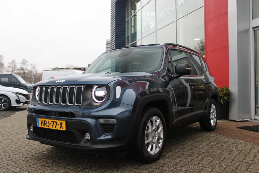 Jeep Renegade 1.5T 140PK e-Hybrid | PANORAMISCH SCHUIF/KANTEL DAK | DRAADLOZE APPLE CARPLAY/ANDROID AUTO | FULL LED KOPLAMPEN | DODEHOEK DETECTIE | ADAPTIVE CRUISE CONTROL | LICHTMETALEN VELGEN 17" | ACHTERUITRIJ CAMERA | DAB+ RADIO | NAVIGATIE | PARKEERSENSOREN VOOR + ACHTER | AUTOMATISCH INPARKEREN | KEYLESS ENTRY/START | EXTRA GETINTE RUITEN ACHTER |