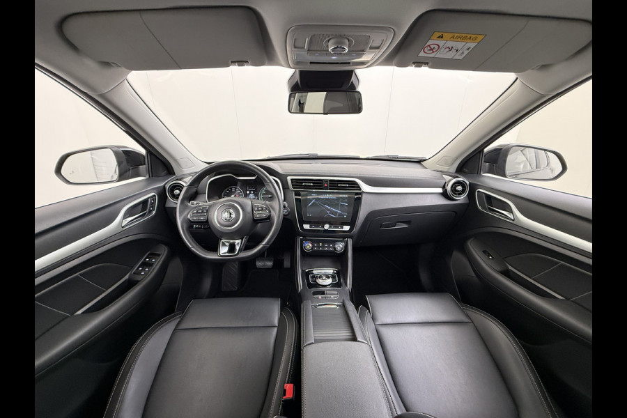 MG Mg Zs EV Luxury 45kWh SOH 93% Panoramadak Leder+Verwarmd Adap.Cruise Camera Elek.Stoel Apple Carplay/Android Auto Navi Airco Privacy Glas Lmv 17" Bluetooth DAB Isofix Rijstrooksensor Origineel Nederlandse Auto Dealeronderhouden