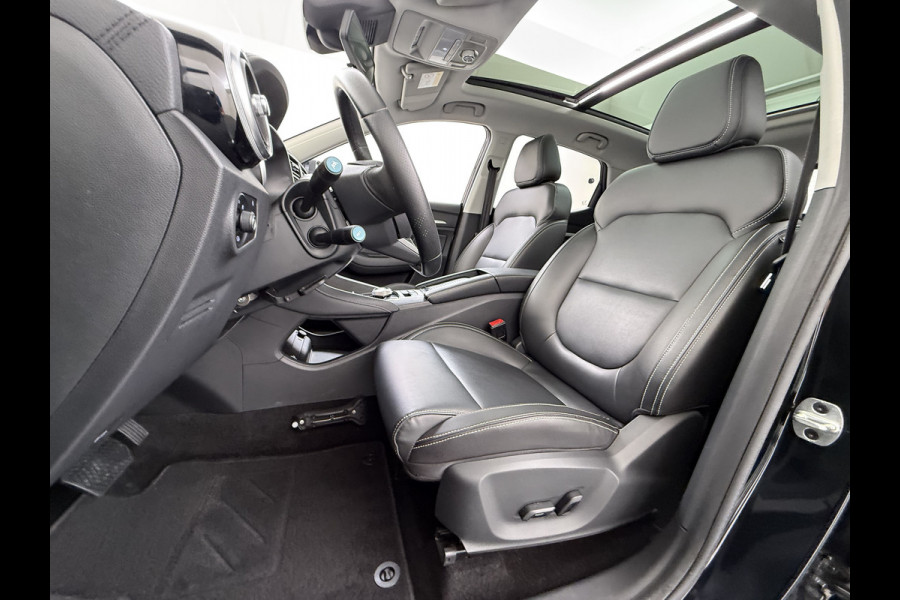 MG Mg Zs EV Luxury 45kWh SOH 93% Panoramadak Leder+Verwarmd Adap.Cruise Camera Elek.Stoel Apple Carplay/Android Auto Navi Airco Privacy Glas Lmv 17" Bluetooth DAB Isofix Rijstrooksensor Origineel Nederlandse Auto Dealeronderhouden