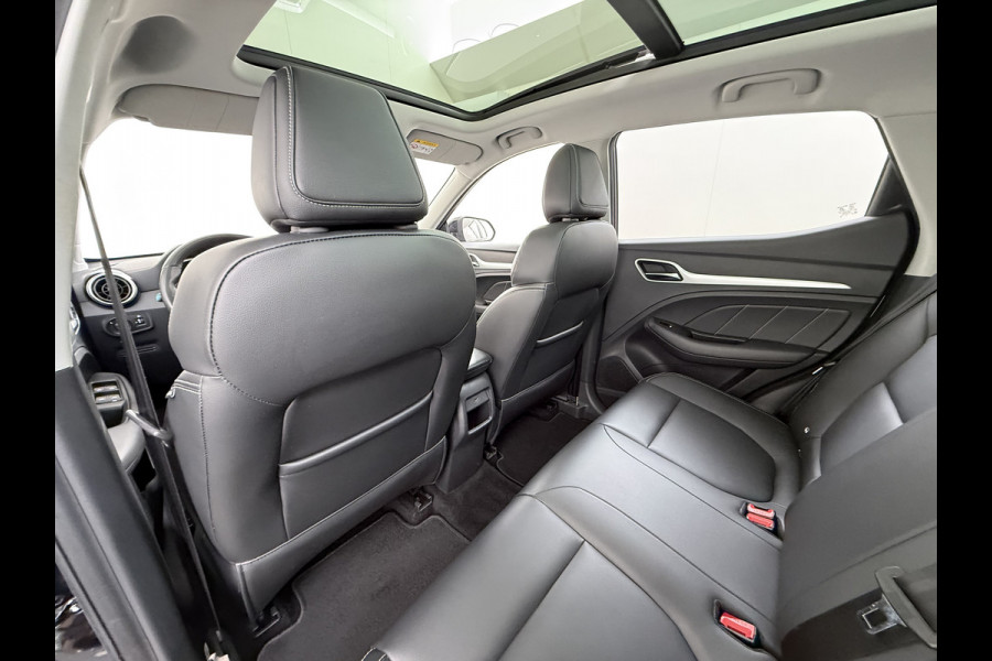 MG Mg Zs EV Luxury 45kWh SOH 93% Panoramadak Leder+Verwarmd Adap.Cruise Camera Elek.Stoel Apple Carplay/Android Auto Navi Airco Privacy Glas Lmv 17" Bluetooth DAB Isofix Rijstrooksensor Origineel Nederlandse Auto Dealeronderhouden