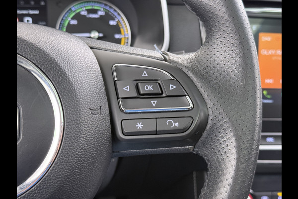 MG Mg Zs EV Luxury 45kWh SOH 93% Panoramadak Leder+Verwarmd Adap.Cruise Camera Elek.Stoel Apple Carplay/Android Auto Navi Airco Privacy Glas Lmv 17" Bluetooth DAB Isofix Rijstrooksensor Origineel Nederlandse Auto Dealeronderhouden