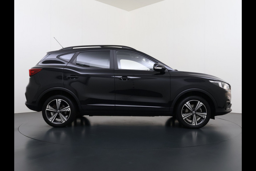 MG Mg Zs EV Luxury 45kWh SOH 93% Panoramadak Leder+Verwarmd Adap.Cruise Camera Elek.Stoel Apple Carplay/Android Auto Navi Airco Privacy Glas Lmv 17" Bluetooth DAB Isofix Rijstrooksensor Origineel Nederlandse Auto Dealeronderhouden