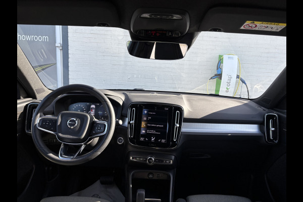 Volvo XC40 1.5 T4 Plug-in hybrid Plus Dark | Zwenkbare trekhaak | Adaptieve cruise | Harman Kardon | Memory |