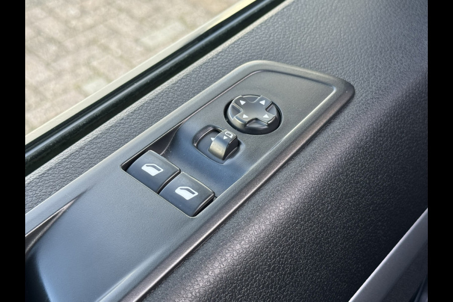 Opel Vivaro 2.0 CDTI L3H1 DC Automaat Innovation Irmscher Sport Navi Adaptive Cruise Carplay Leder/Alcantara Stoelverwarming
