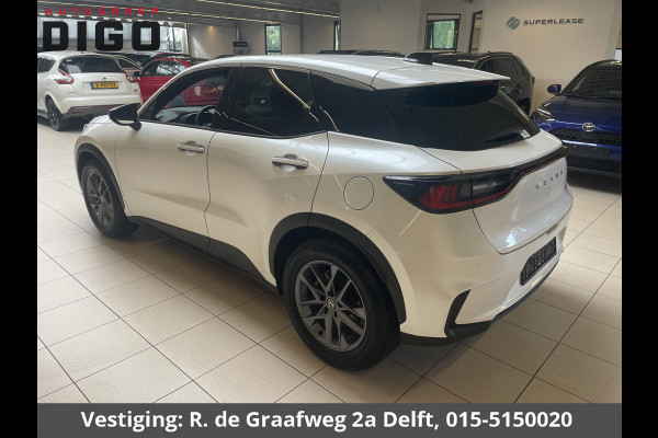 Lexus LBX 1.5 Business Line 2WD | Dodehoek detectie | Stuur- & Stoelverwarming | Navigatie | Parkeersensoren