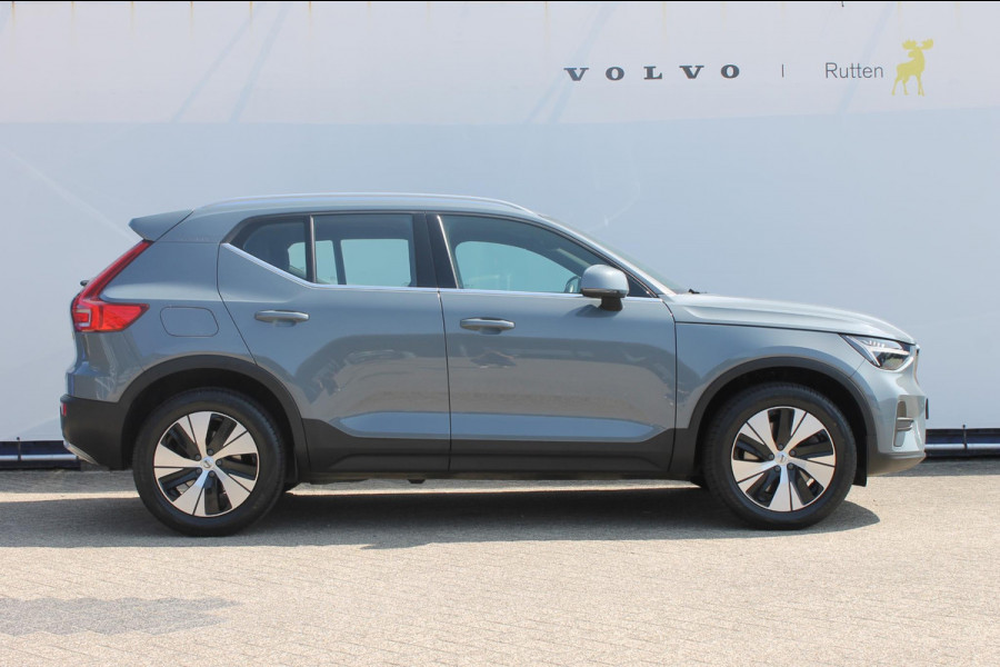 Volvo XC40 T4 211PK Automaat Plug-in hybrid Plus Bright Harman Kardon Audio / DAB+ / Apple Carplay / |Elektrisch bedienbare voorstoelen met geheugen op bestuurdersstoel / 18" lichtmetalen velgen