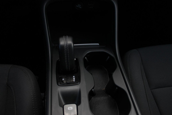 Volvo XC40 T4 211PK Automaat Plug-in hybrid Plus Bright Harman Kardon Audio / DAB+ / Apple Carplay / |Elektrisch bedienbare voorstoelen met geheugen op bestuurdersstoel / 18" lichtmetalen velgen
