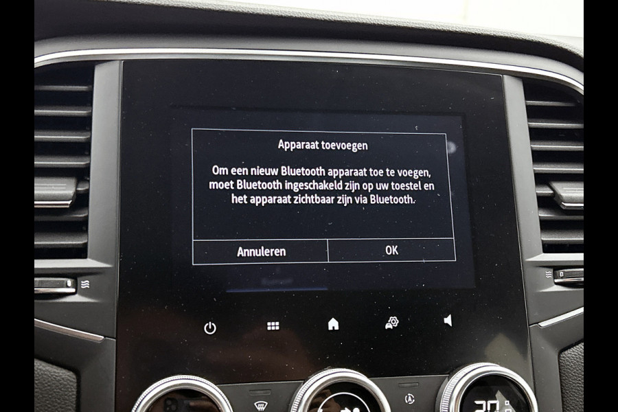 Renault Mégane 1.3 TCe 141PK 5Drs. Business Zen / Airco-ecc./ Navigatie / Radio multimedia / Cruisecontrol / Apk 07-2027