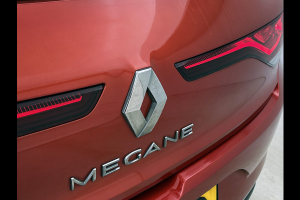 Renault Mégane 1.3 TCe 141PK 5Drs. Business Zen / Airco-ecc./ Navigatie / Radio multimedia / Cruisecontrol / Apk 07-2027
