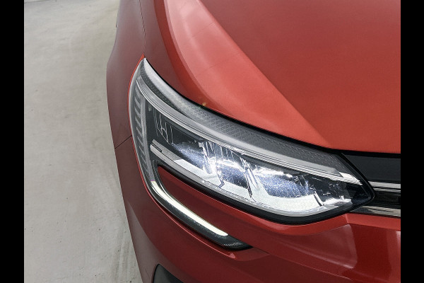 Renault Mégane 1.3 TCe 141PK 5Drs. Business Zen / Airco-ecc./ Navigatie / Radio multimedia / Cruisecontrol / Apk 07-2027