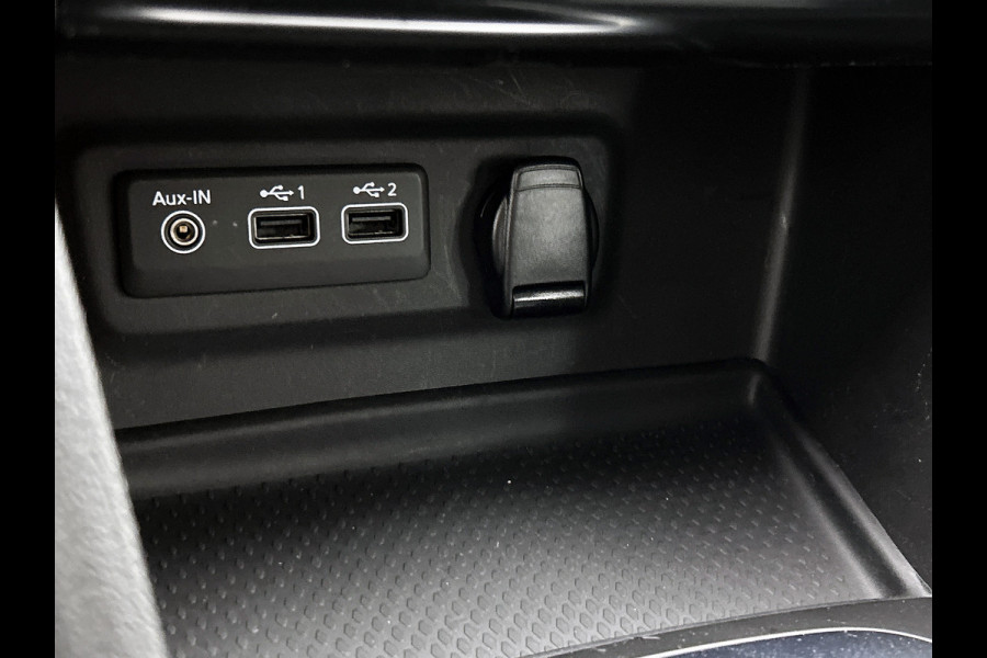 Renault Mégane 1.3 TCe 141PK 5Drs. Business Zen / Airco-ecc./ Navigatie / Radio multimedia / Cruisecontrol / Apk 07-2027