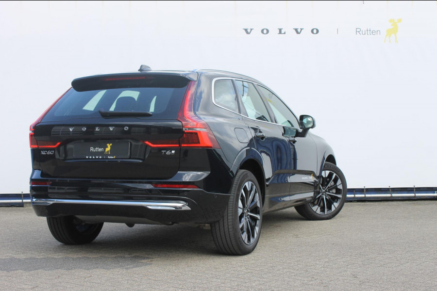 Volvo XC60 2.0 T6 Plug-in hybrid AWD Plus Bright Head-Up Display / Panoramisch schuif-kanteldak / 20" 5-Y-Spaaks Black Diamond lichtmetalen velgen / Donkere hemel / 360 graden rondomzicht camera