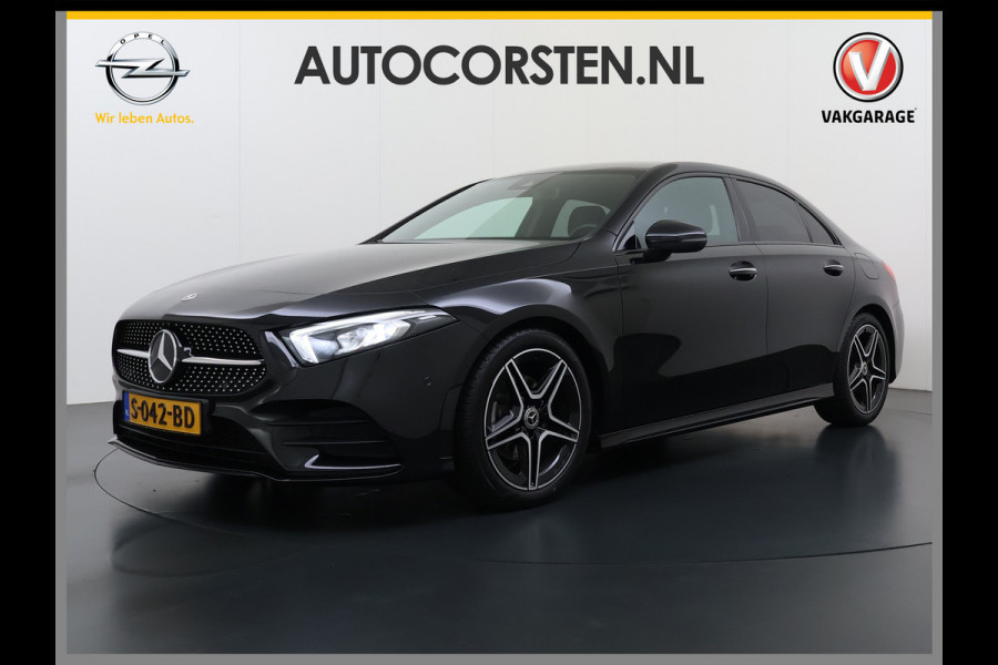 Mercedes-Benz A-Klasse Sedan 180 Automaat AMG Line Night Premium Stoelverwarming Camera Apple Carplay Android Auto Navi Ecc Keyless-go Pdc Cruise Control Regensensor Privacy Glas Led-High Performance Isofix Bluetooth DAB 1e Eigenaar Origineel Nederlandse Auto