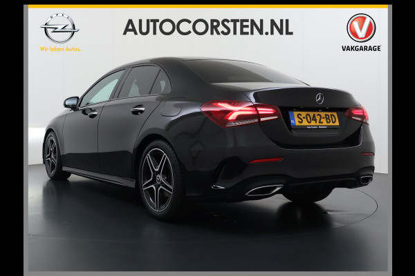 Mercedes-Benz A-Klasse Sedan 180 Automaat AMG Line Night Premium Stoelverwarming Camera Apple Carplay Android Auto Navi Ecc Keyless-go Pdc Cruise Control Regensensor Privacy Glas Led-High Performance Isofix Bluetooth DAB 1e Eigenaar Origineel Nederlandse Auto