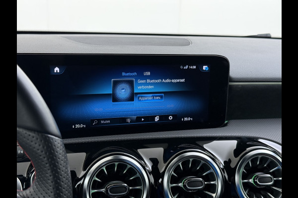 Mercedes-Benz A-Klasse Sedan 180 Automaat AMG Line Night Premium Stoelverwarming Camera Apple Carplay Android Auto Navi Ecc Keyless-go Pdc Cruise Control Regensensor Privacy Glas Led-High Performance Isofix Bluetooth DAB 1e Eigenaar Origineel Nederlandse Auto
