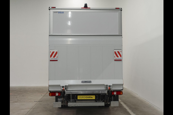 Iveco Daily 40C18 3.0 180pk Automaat Bakwagen Laadklep Airco Cruise Control Navigatie Camera
