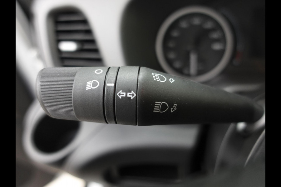 Iveco Daily 40C18 3.0 180pk Automaat Bakwagen Laadklep Airco Cruise Control Navigatie Camera