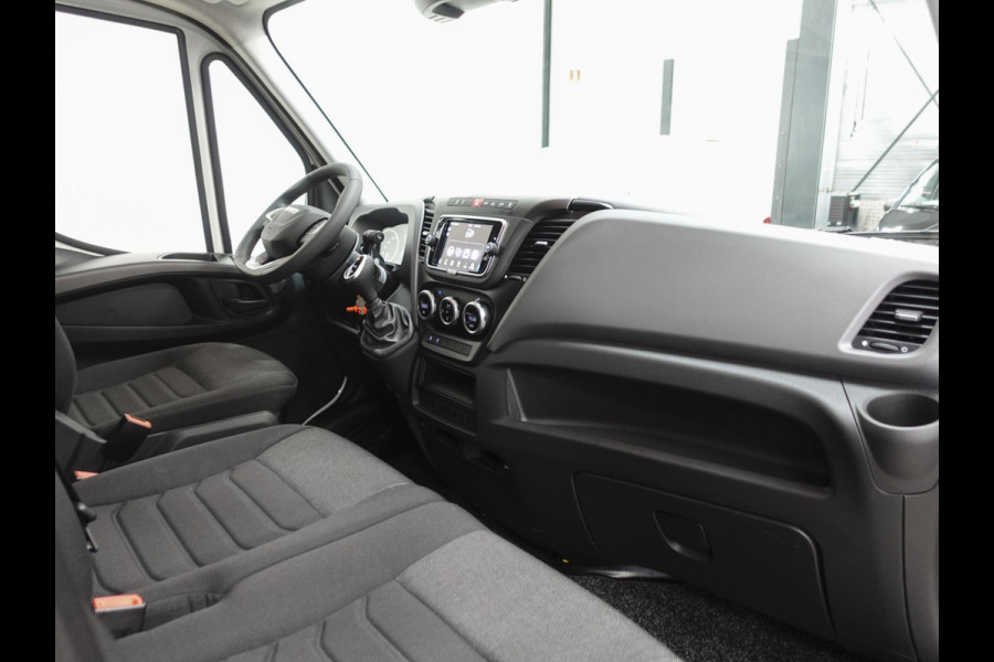 Iveco Daily 40C18 3.0 180pk Automaat Bakwagen Laadklep Airco Cruise Control Navigatie Camera