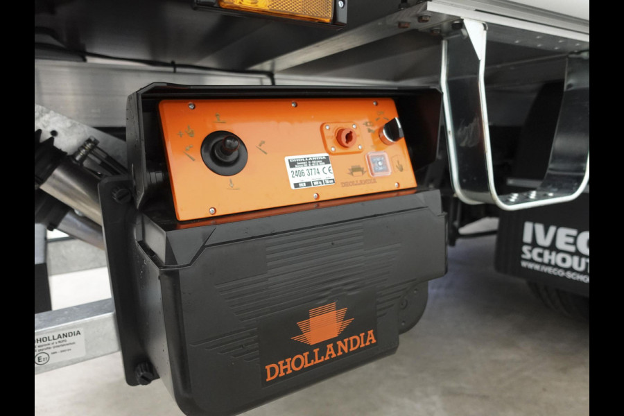 Iveco Daily 40C18 3.0 180pk Automaat Bakwagen Laadklep Airco Cruise Control Navigatie Camera