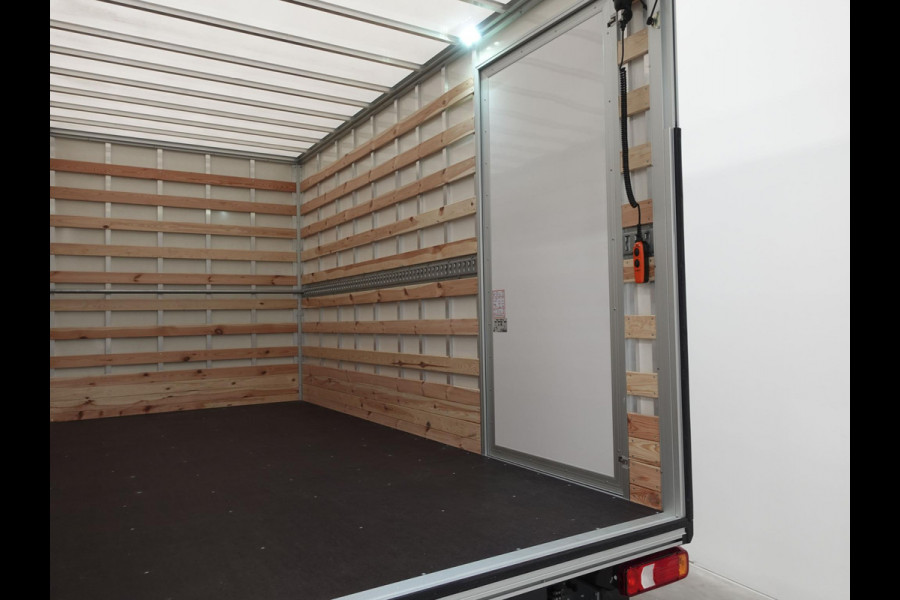 Iveco Daily 40C18 3.0 180pk Automaat Bakwagen Laadklep Airco Cruise Control Navigatie Camera