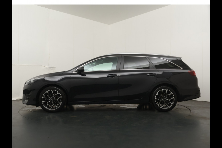 Kia Ceed Sportswagon 1.5 T-GDi GT-Line AUTOMAAT Stoel-/Stuurverwarming - Apple Carplay/Android Auto - Schuif-/Kanteldak - Achteruitrijcamera - Climate Control - Fabrieksgarantie t/m 03-2031