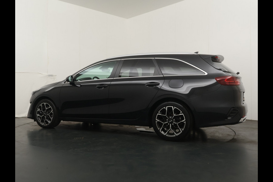 Kia Ceed Sportswagon 1.5 T-GDi GT-Line AUTOMAAT Stoel-/Stuurverwarming - Apple Carplay/Android Auto - Schuif-/Kanteldak - Achteruitrijcamera - Climate Control - Fabrieksgarantie t/m 03-2031