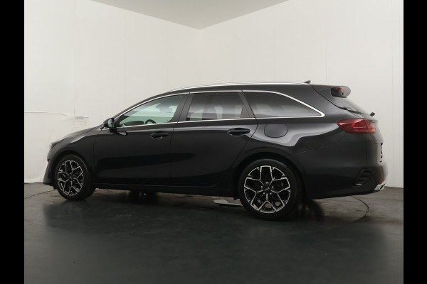 Kia Ceed Sportswagon 1.5 T-GDi GT-Line AUTOMAAT Stoel-/Stuurverwarming - Apple Carplay/Android Auto - Schuif-/Kanteldak - Achteruitrijcamera - Climate Control - Fabrieksgarantie t/m 03-2031
