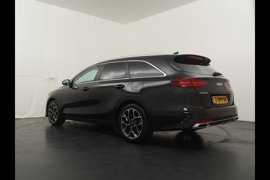 Kia Ceed Sportswagon 1.5 T-GDi GT-Line AUTOMAAT Stoel-/Stuurverwarming - Apple Carplay/Android Auto - Schuif-/Kanteldak - Achteruitrijcamera - Climate Control - Fabrieksgarantie t/m 03-2031