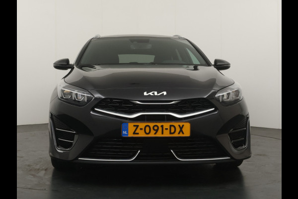 Kia Ceed Sportswagon 1.5 T-GDi GT-Line AUTOMAAT Stoel-/Stuurverwarming - Apple Carplay/Android Auto - Schuif-/Kanteldak - Achteruitrijcamera - Climate Control - Fabrieksgarantie t/m 03-2031