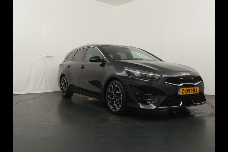 Kia Ceed Sportswagon 1.5 T-GDi GT-Line AUTOMAAT Stoel-/Stuurverwarming - Apple Carplay/Android Auto - Schuif-/Kanteldak - Achteruitrijcamera - Climate Control - Fabrieksgarantie t/m 03-2031