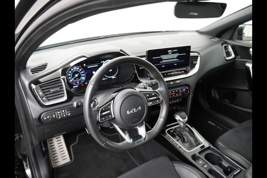 Kia Ceed Sportswagon 1.5 T-GDi GT-Line AUTOMAAT Stoel-/Stuurverwarming - Apple Carplay/Android Auto - Schuif-/Kanteldak - Achteruitrijcamera - Climate Control - Fabrieksgarantie t/m 03-2031