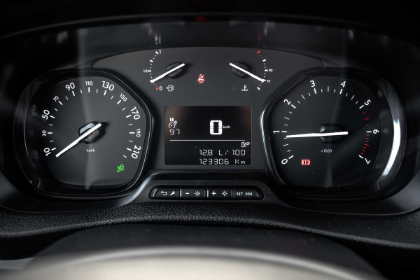Peugeot Expert 1.5 BlueHDi 100 | 3-Zits | Camera | Carplay | Cruise | PDC | Airco